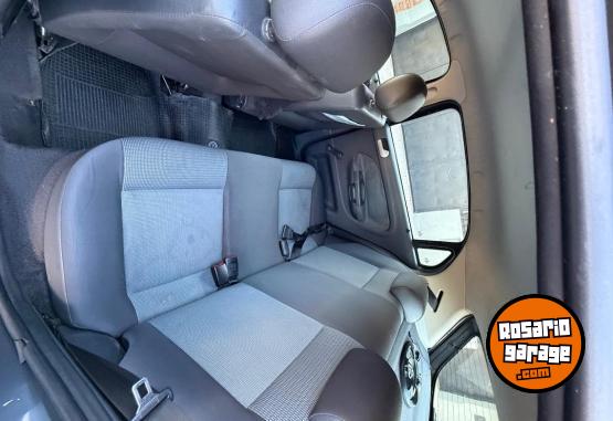 Autos - Volkswagen Gol Trend 2011 Nafta 135000Km - En Venta