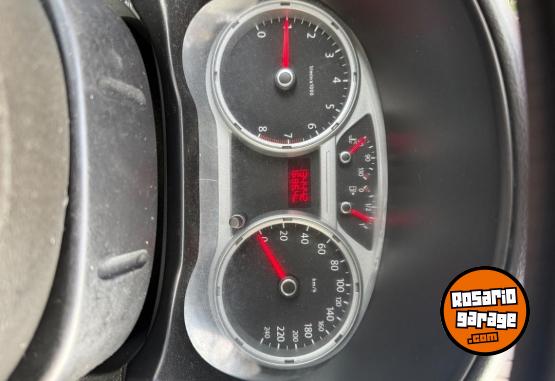 Autos - Volkswagen Gol Trend 2011 Nafta 135000Km - En Venta