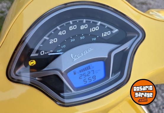 Motos - Vespa VXL 150 2024 Nafta 2530Km - En Venta