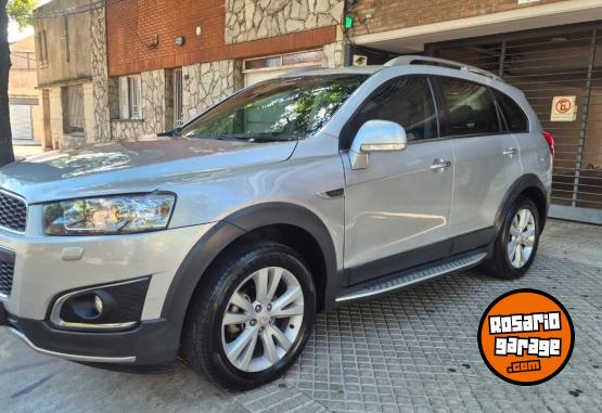 Camionetas - Chevrolet Captiva ltz 2.2 7plazas p 2016 Diesel 108000Km - En Venta