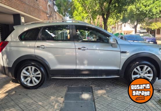 Camionetas - Chevrolet Captiva ltz 2.2 7plazas p 2016 Diesel 108000Km - En Venta
