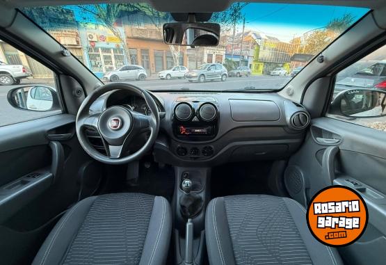 Autos - Fiat Palio Attractive 2015 Nafta  - En Venta