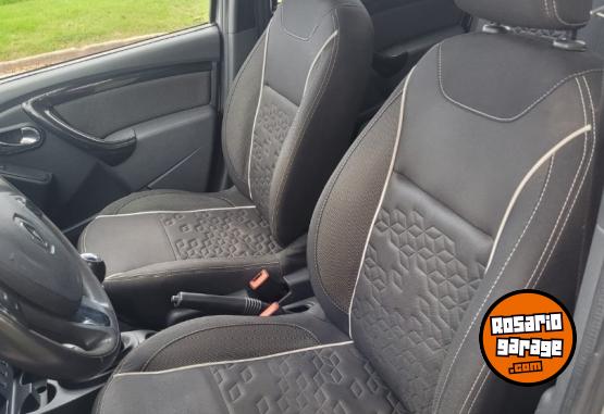 Camionetas - Renault Oroch Outsider Plus 4x2 2018 Nafta 83200Km - En Venta