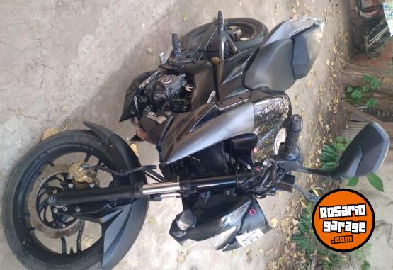 Motos - Bajaj Rouser 200 ns 2022 Nafta 31000Km - En Venta