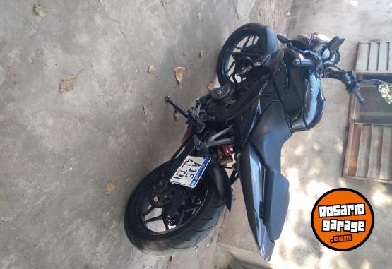 Motos - Bajaj Rouser 200 ns 2022 Nafta 31000Km - En Venta