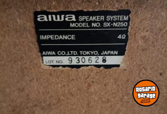 Electr�nica - Liquido 2 parlantes AIWA pasivos funcionando perfectamente - En Venta