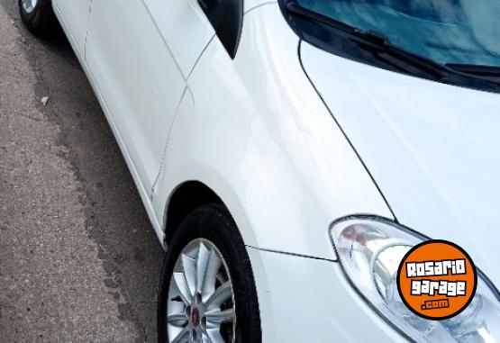 Autos - Fiat Palio Essence 1.6 2015 GNC 124000Km - En Venta