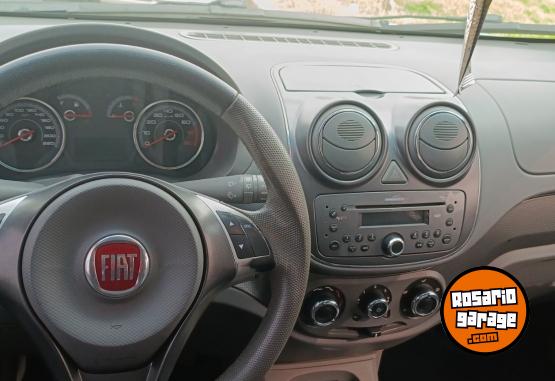 Autos - Fiat Palio Essence 1.6 2015 GNC 124000Km - En Venta