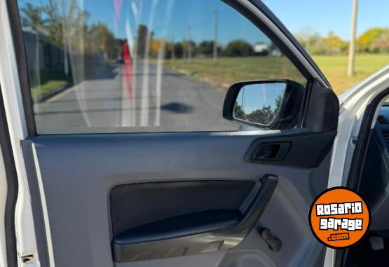 Camionetas - Ford Ranger 4x4 2016 Diesel 150000Km - En Venta