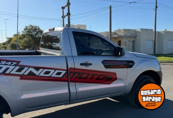 Camionetas - Ford Ranger 4x4 2016 Diesel 150000Km - En Venta