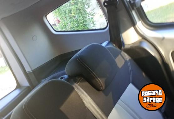 Utilitarios - Fiat Qubo din�mic 2012 Nafta 220Km - En Venta