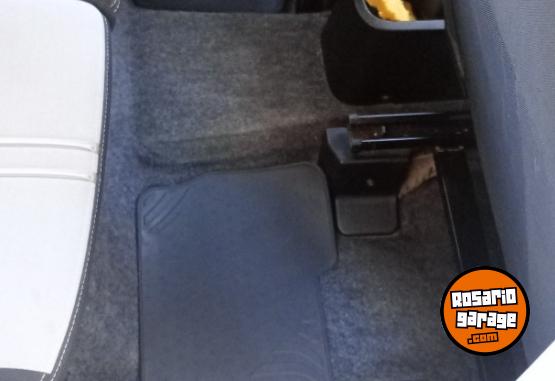 Utilitarios - Fiat Qubo din�mic 2012 Nafta 220Km - En Venta