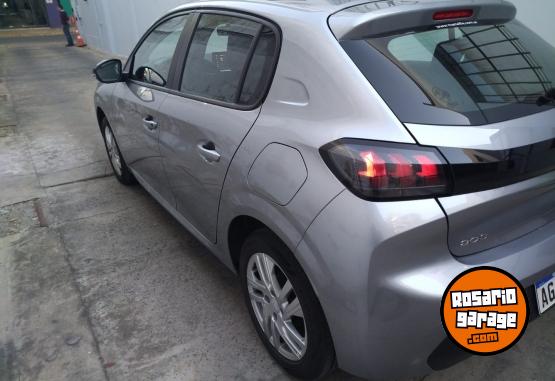 Autos - Peugeot 208 2024 Nafta 32000Km - En Venta
