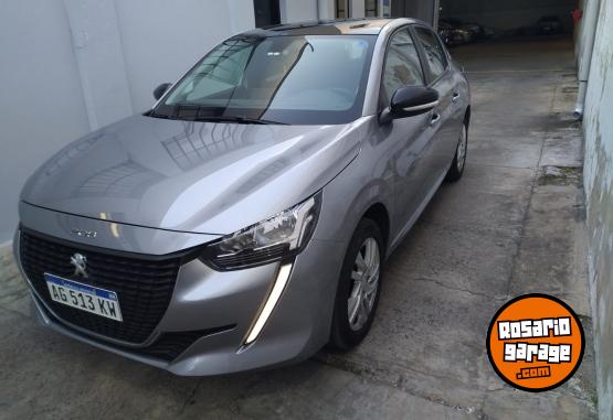 Autos - Peugeot 208 2024 Nafta 32000Km - En Venta