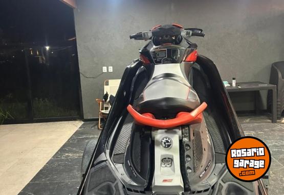 Embarcaciones - Moto de agua - En Venta