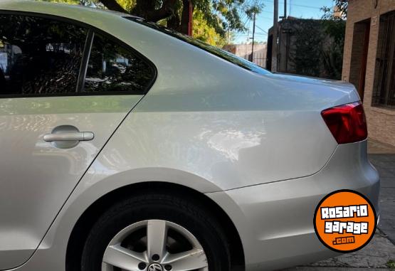 Autos - Volkswagen VENTO LUXURY 2.5 2012 Nafta 144000Km - En Venta