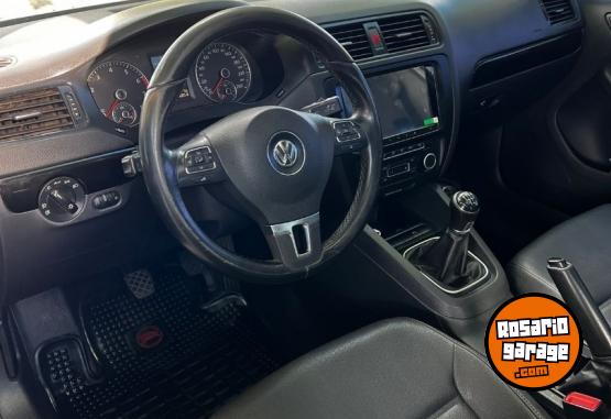 Autos - Volkswagen VENTO LUXURY 2.5 2012 Nafta 144000Km - En Venta