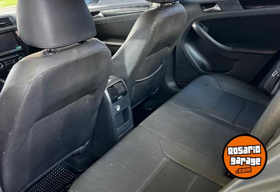 Autos - Volkswagen VENTO LUXURY 2.5 2012 Nafta 144000Km - En Venta