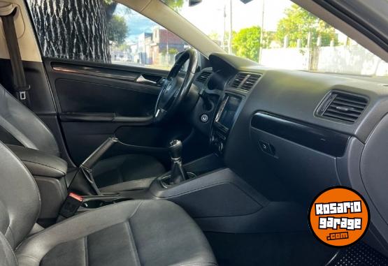 Autos - Volkswagen VENTO LUXURY 2.5 2012 Nafta 144000Km - En Venta