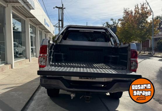 Camionetas - Toyota HILUX D/C 2.5 TDI DX PACK 2015 Diesel 251000Km - En Venta