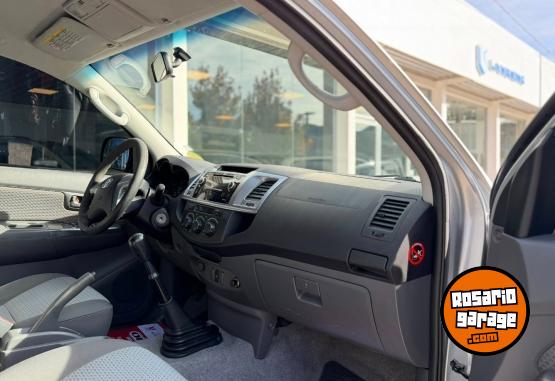 Camionetas - Toyota HILUX D/C 2.5 TDI DX PACK 2015 Diesel 251000Km - En Venta