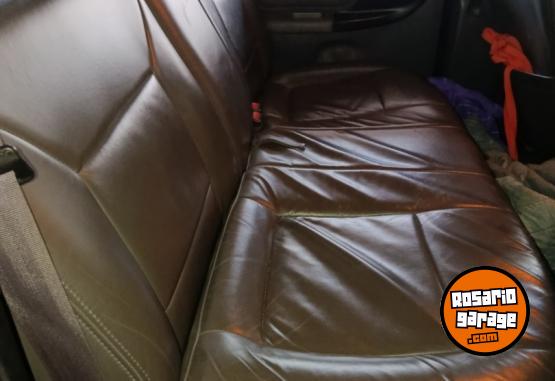 Camionetas - Ford Ranger 2.8 doble cabi 4x4 2004 Diesel 241000Km - En Venta