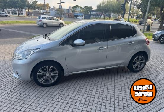 Autos - Peugeot 208 FELINE 1.6 2013 Nafta 115000Km - En Venta