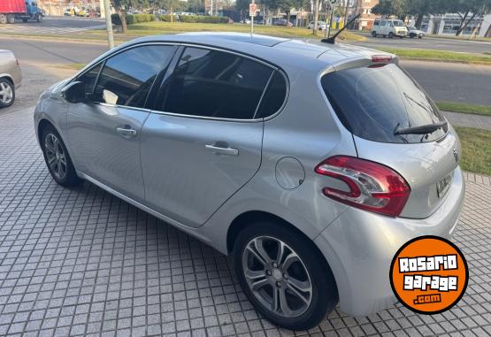 Autos - Peugeot 208 FELINE 1.6 2013 Nafta 115000Km - En Venta