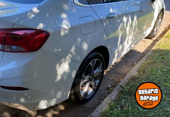 Autos - Chevrolet Cruze Premier 2023 Nafta 19000Km - En Venta