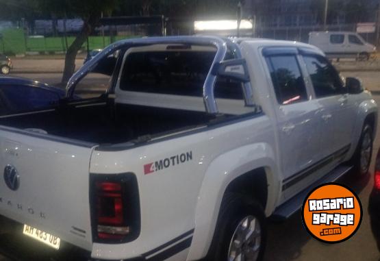 Camionetas - Volkswagen Amarok v6 2025 Diesel 10500Km - En Venta