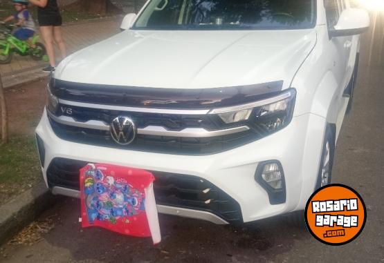 Camionetas - Volkswagen Amarok v6 2025 Diesel 10500Km - En Venta