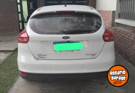 Autos - Ford Focus titanium 2017 Nafta 100000Km - En Venta