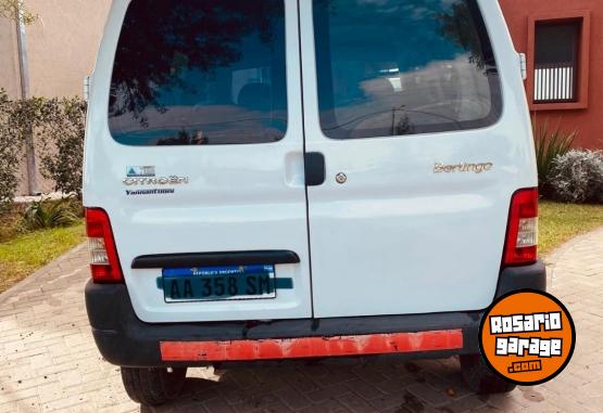Utilitarios - Citroen Berlingo 2016 Nafta 178000Km - En Venta