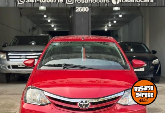 Autos - Toyota Etios 2015 GNC 150000Km - En Venta