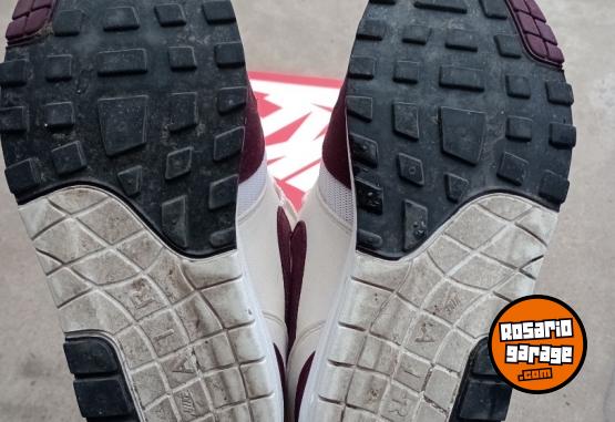 Indumentaria - Zapatillas Nike Air Max 1 talle 41.5 - 9us - En Venta