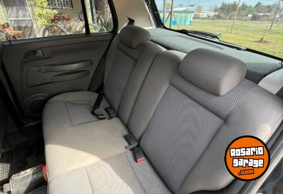 Autos - Volkswagen Fox 2007 Nafta 180000Km - En Venta