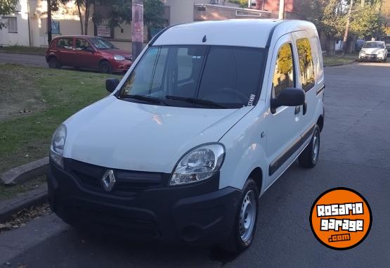 Utilitarios - Renault Kangoo 2016 Nafta 188000Km - En Venta