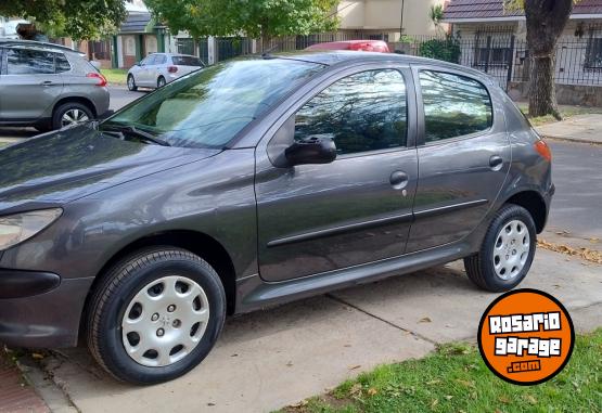 Autos - Peugeot 206 generaci�n plus 1.4 2012 Nafta 88000Km - En Venta