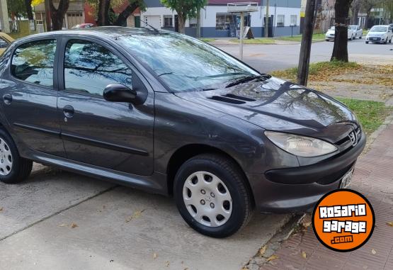 Autos - Peugeot 206 generaci�n plus 1.4 2012 Nafta 88000Km - En Venta