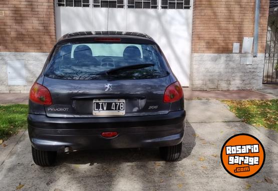 Autos - Peugeot 206 generaci�n plus 1.4 2012 Nafta 88000Km - En Venta