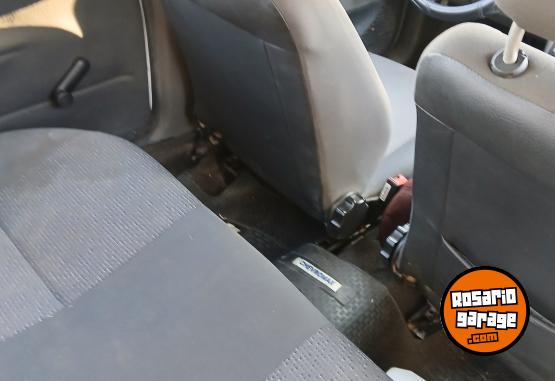 Autos - Chevrolet CLASSIC 2015 Nafta 97600Km - En Venta