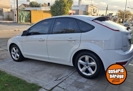 Autos - Ford Focus 2 (2.0) 2013 Nafta 88600Km - En Venta