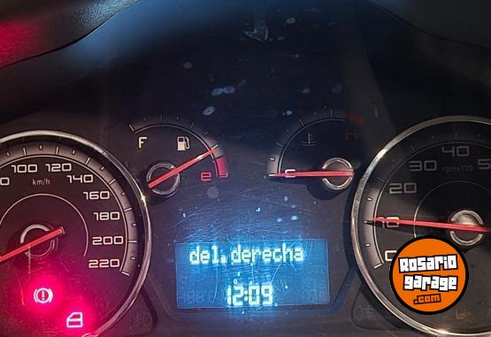 Autos - Fiat Palio Atractive 1.4 2013 GNC 119000Km - En Venta
