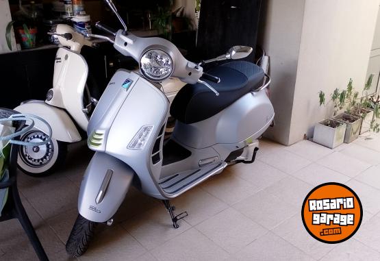 Motos - Vespa Gts 300 2025 Nafta 1300Km - En Venta