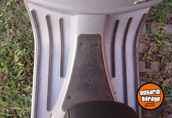Motos - Vespa Gts 300 2025 Nafta 1300Km - En Venta