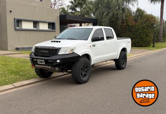 Camionetas - Toyota Hilux 2015 Diesel 270000Km - En Venta