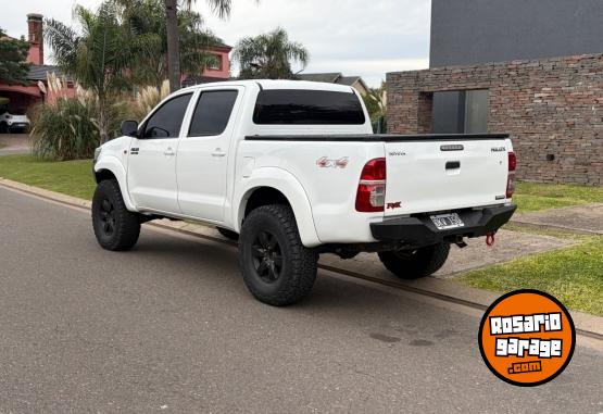 Camionetas - Toyota Hilux 2015 Diesel 270000Km - En Venta