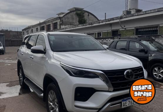 Camionetas - Toyota SW4 SRX 2.8 4x4 AT 2021 Diesel 120000Km - En Venta