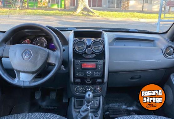 Camionetas - Renault Duster Oroch  Dynamique 2016 Nafta 126000Km - En Venta