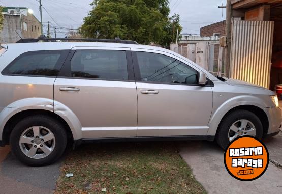 Camionetas - Dodge journey 2012 Nafta 169000Km - En Venta